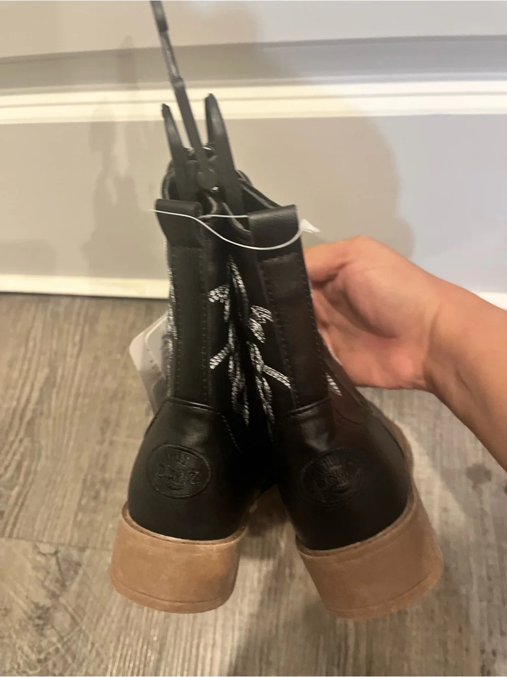 Paws Black Western-Style Ankle Boot with White Stitching size 12, 3Y
